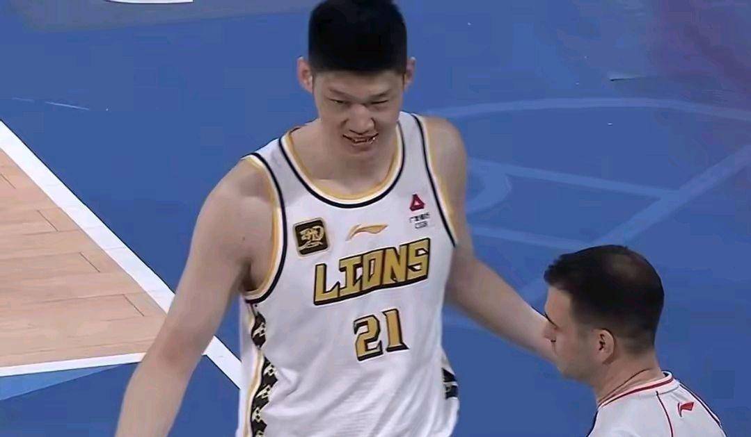 广厦男篮主场崩盘，输球蒙受失利